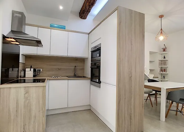 Apartament Nestor&jeeves - House Of Cards - - Very Close Sea *