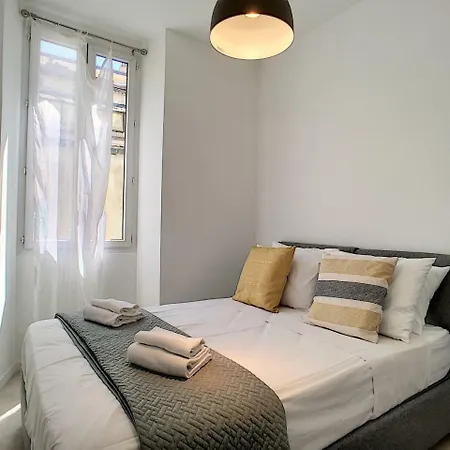 Apartment Nestor&jeeves - House Of Cards - - Very Close Sea Nice